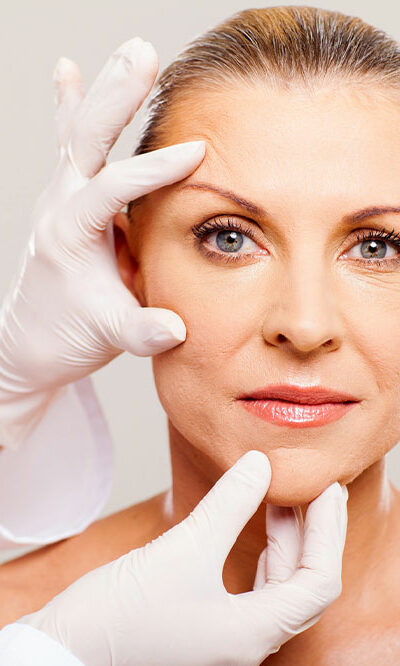 Aging –  Its types, warning signs, symptoms, and risk factors